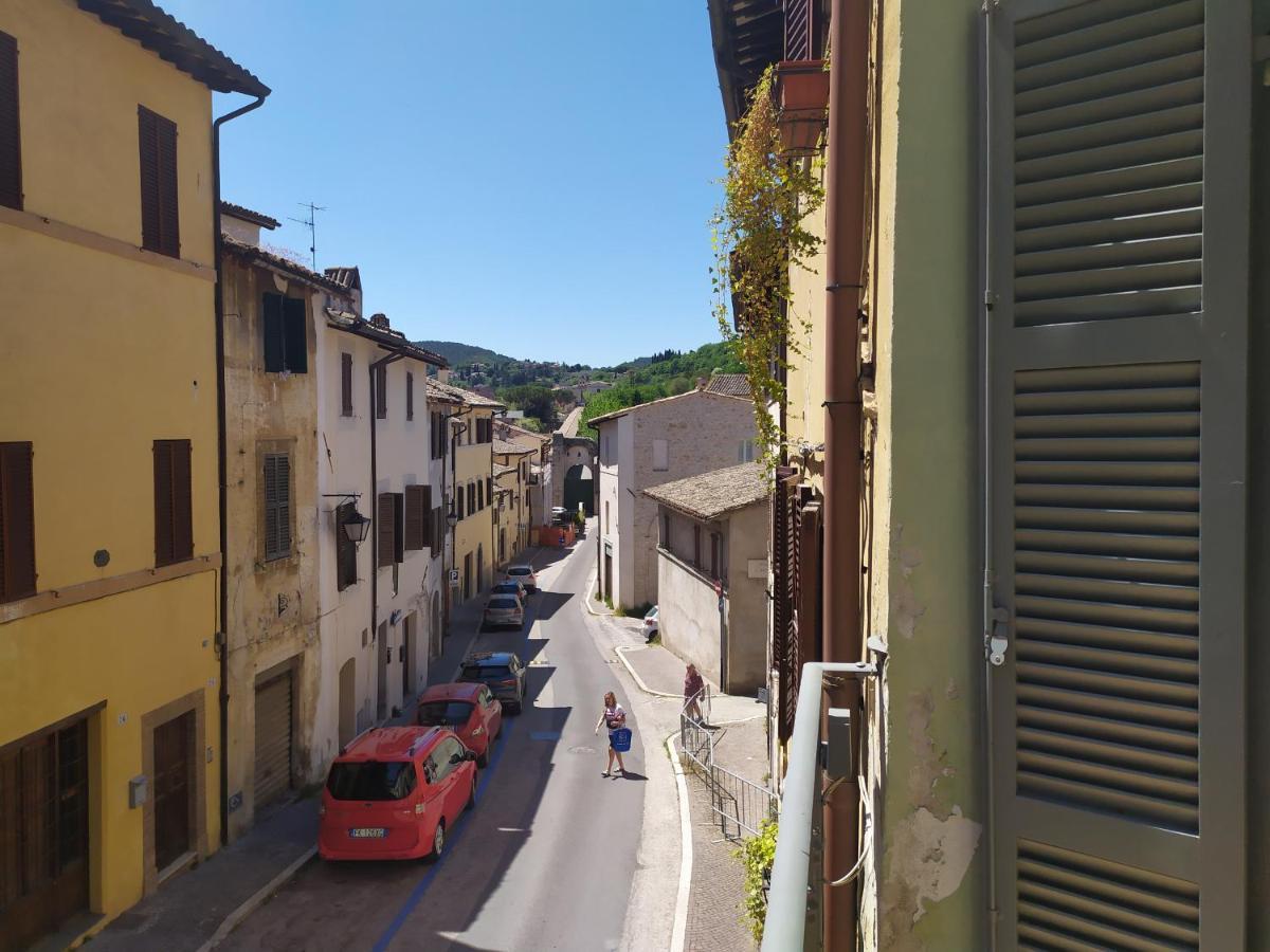 Apartamento Casa Di Massimo Spoleto Exterior foto