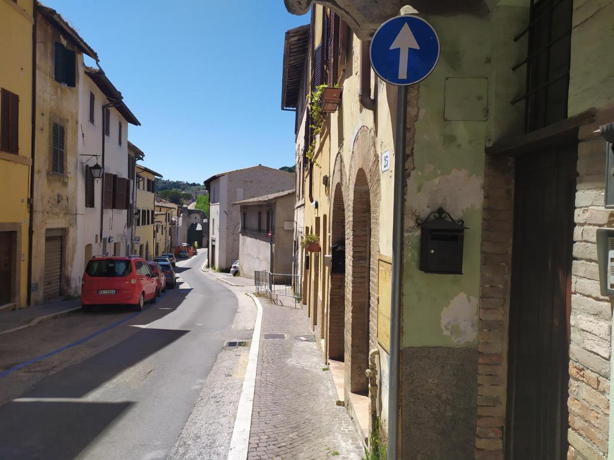 Apartamento Casa Di Massimo Spoleto Exterior foto